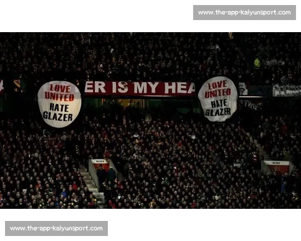 成都蓉城严斥球迷恶意涂鸦 承诺依规重罚维护赛事文明