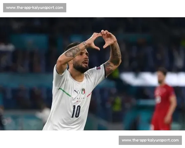 暴扣如雷!阿门・汤普森野球场碾压级统治力震撼全场 暴扣如雷!阿门・汤普森野球场碾压级统治力震撼全场