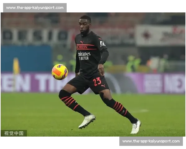 尤文双线追击米兰双星！托莫里续约僵局成突破口，特奥转会博弈升级